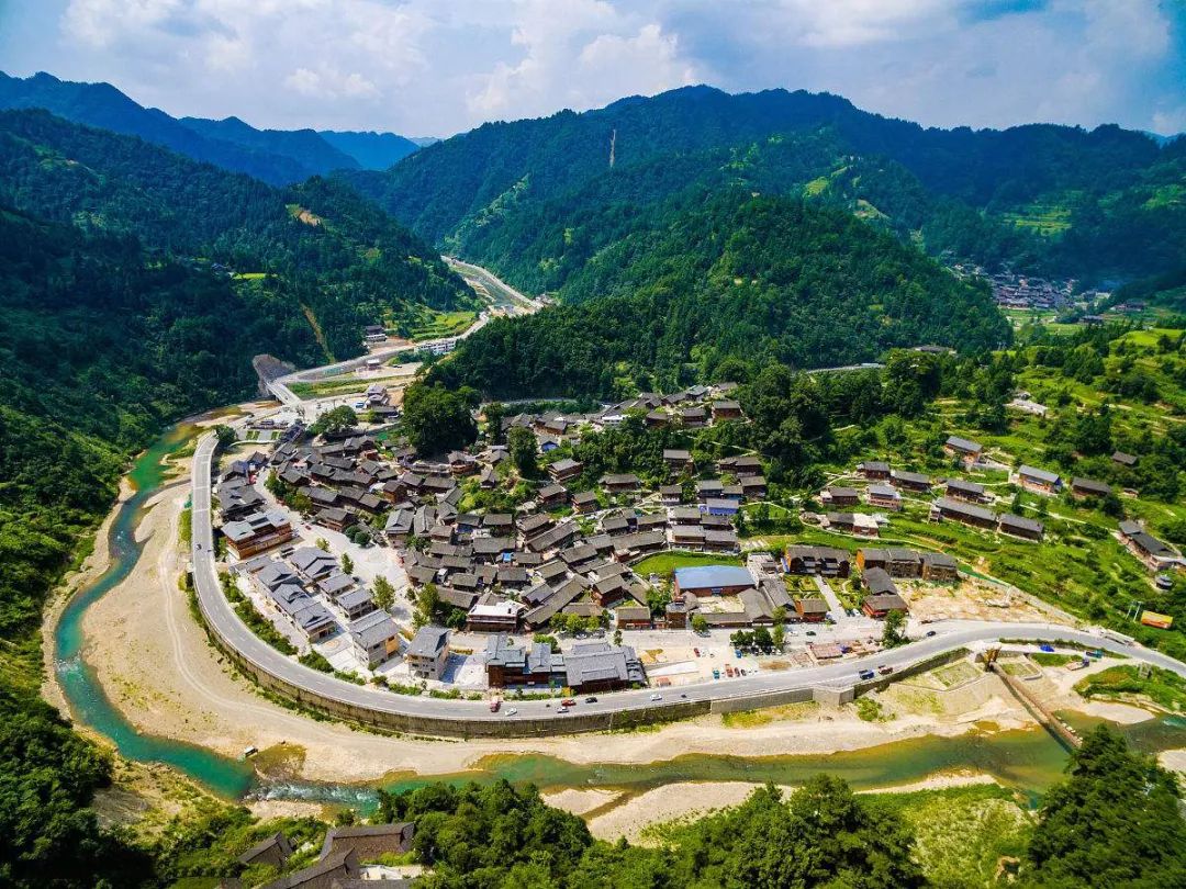 贵州教育盛典,领导、教师、学子共聚一堂