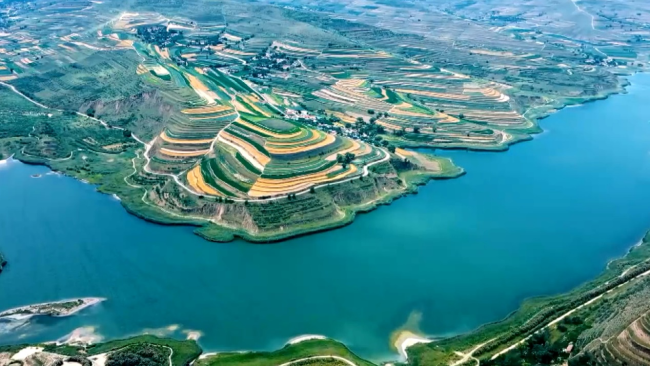 宁夏阳光下的故事篇章